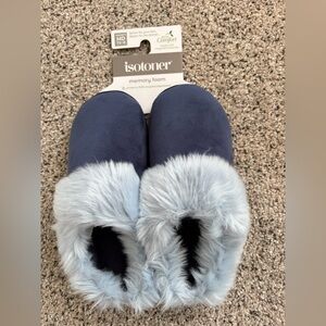 Isotoner Memory Foam Women’s Slippers